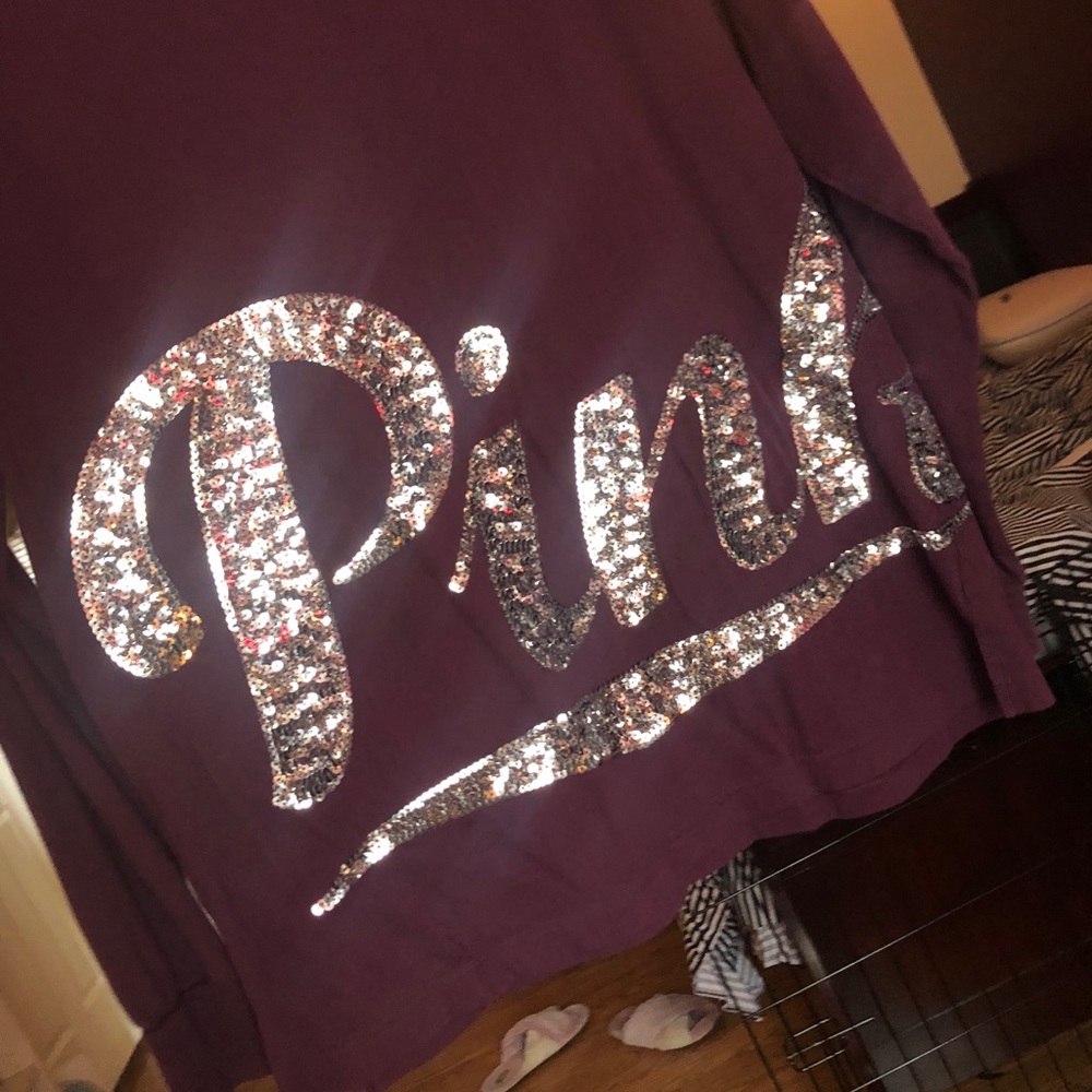PINK Victoria’s Secret Long-Sleeve Top